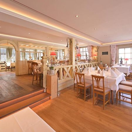 Hotel Restaurant Der Engel, Sasbachwalden Exterior photo